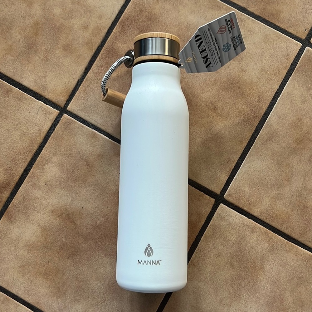 Manna 18 oz Ascend Bottle - Picture 5 of 7